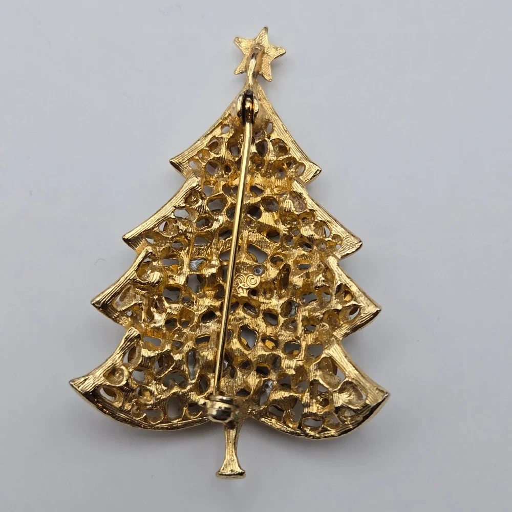 Hedy Hedison Womens Vintage 1960s Christmas Tree Brooch Rhinestone Holiday Pin